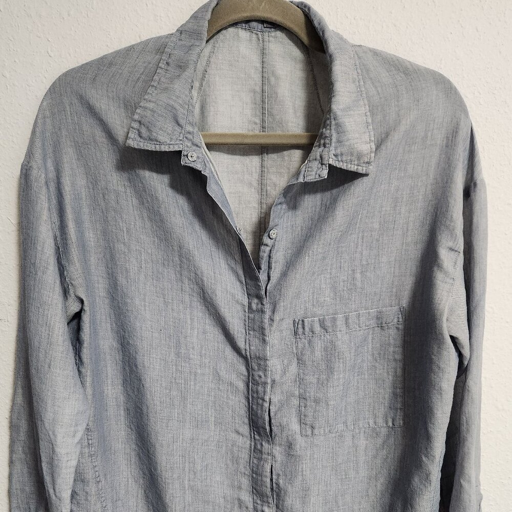 Vince | Women's Chambray Light Blue Button Up Shirt Size Small